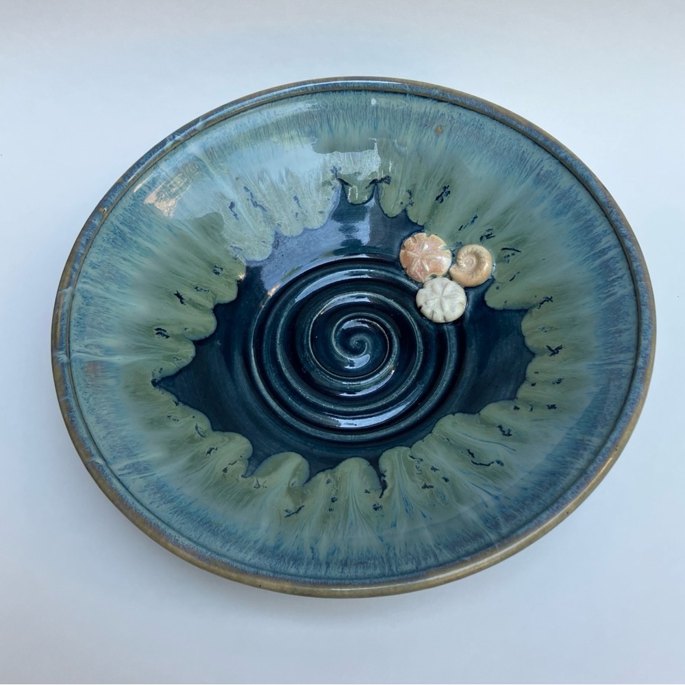 NWT Handcrafted Wheel Thrown Ceramic Bowl with Shells - Blue and Green